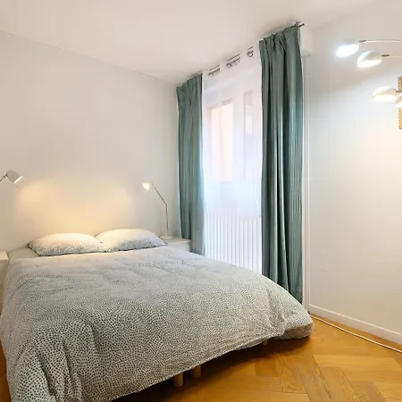 Apartment Le Jaune Place Saint Georges 100m Parking Terrasse *