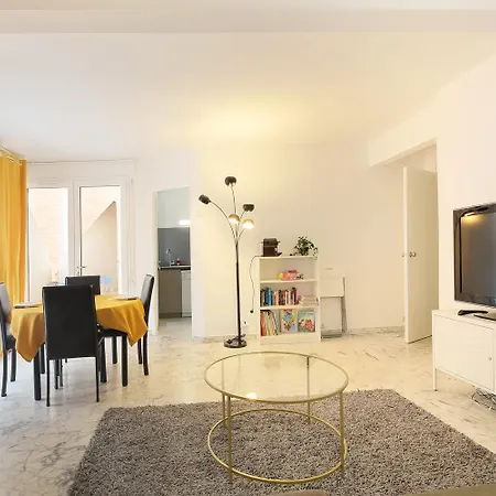 Le Jaune Place Saint Georges 100m Parking Terrasse Appartamento