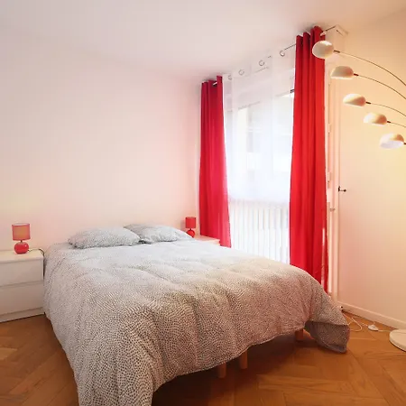 Le Jaune Place Saint Georges 100m Parking Terrasse * Tolosa